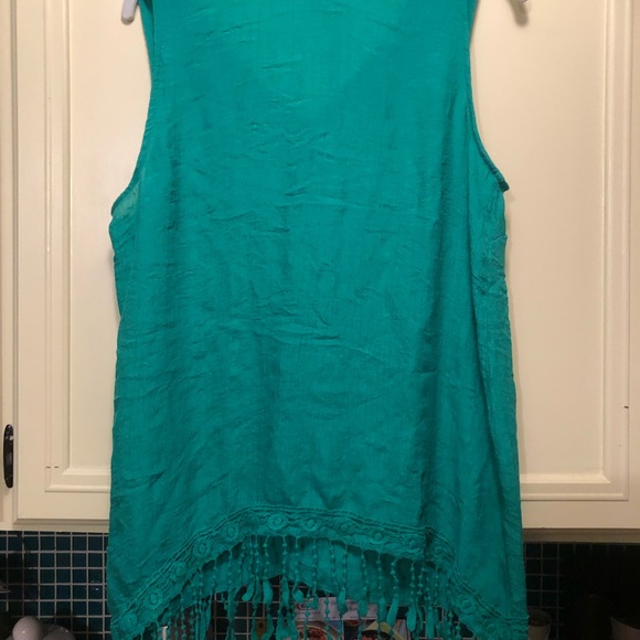 Top - Picture 4 of 4